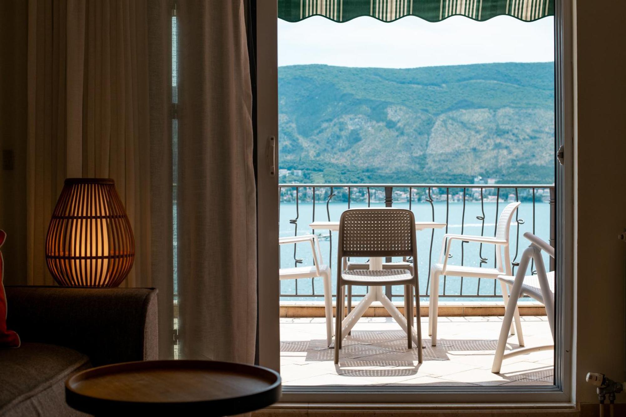 Boka Apartment 1 Herceg Novi Buitenkant foto
